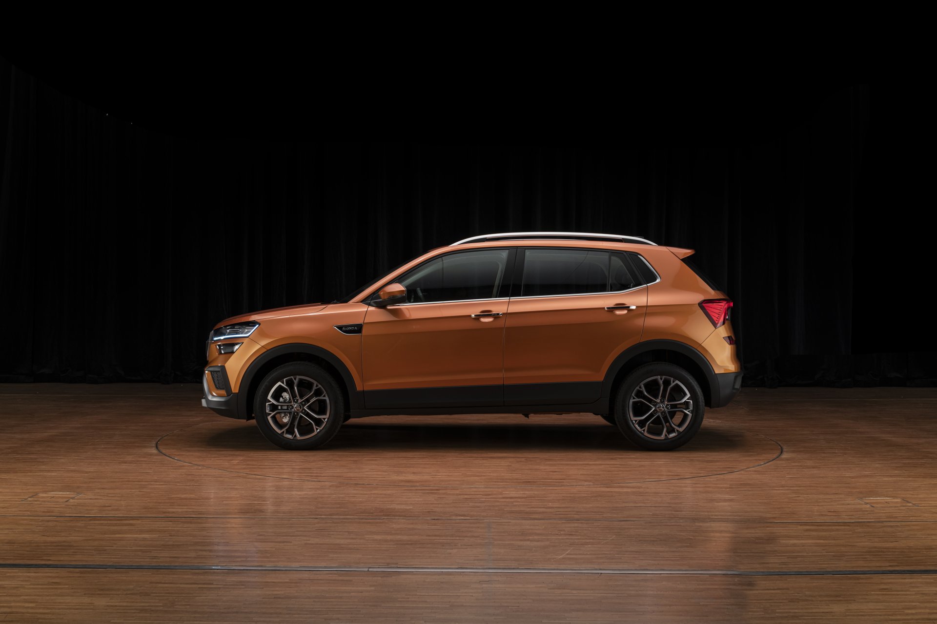 Download SUV Vehicle Skoda Kushaq 8k Ultra HD Wallpaper