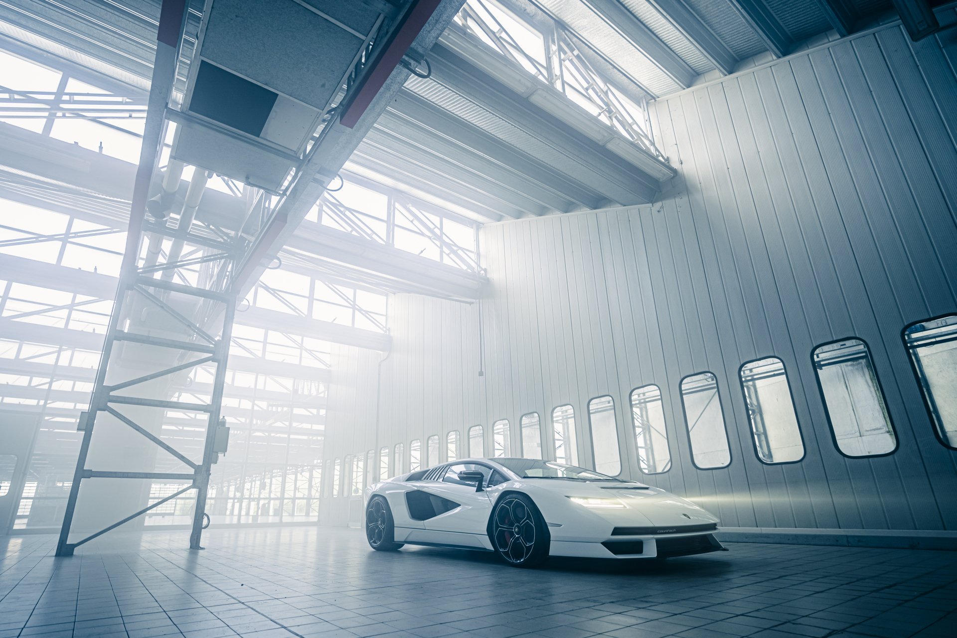 Download Vehicle Lamborghini Countach LPI 800-4 4k Ultra HD Wallpaper