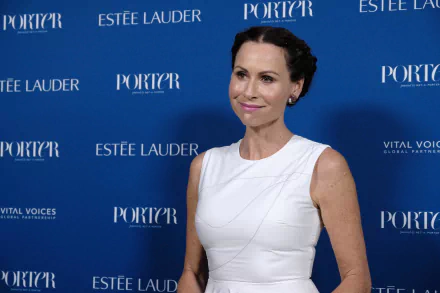 actress American Celebrity Minnie Driver HD Desktop Wallpaper | Background Image