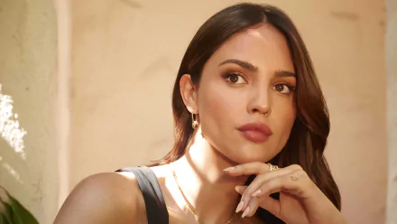 Mexican actress Celebrity Eiza Gonzalez HD Desktop Wallpaper | Background Image