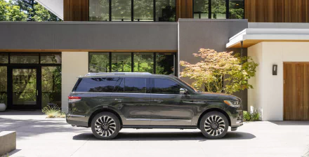  2022 Lincoln Navigator Black Label
