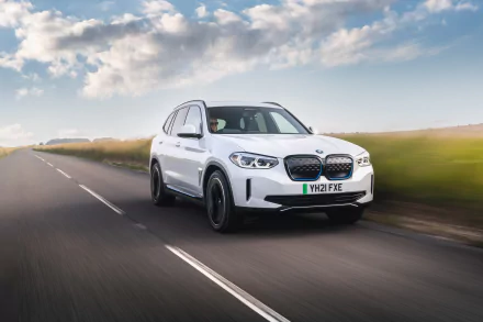  White BMW iX3 "Premier Edition" (G08)
