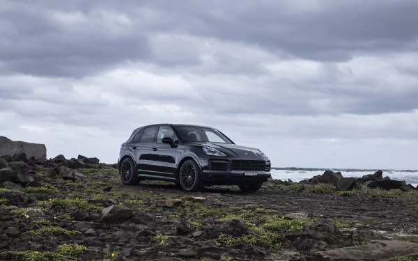  Black Porsche Cayenne GTS (PO536)