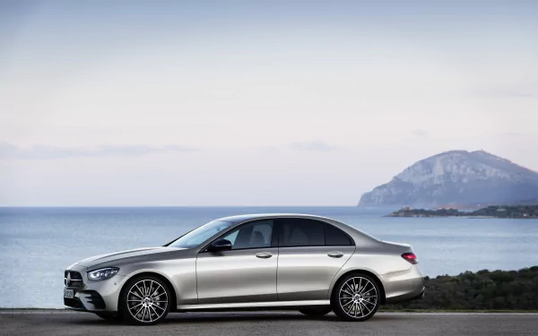  Silver Mercedes-Benz E 450 4MATIC AMG Line (W213)
