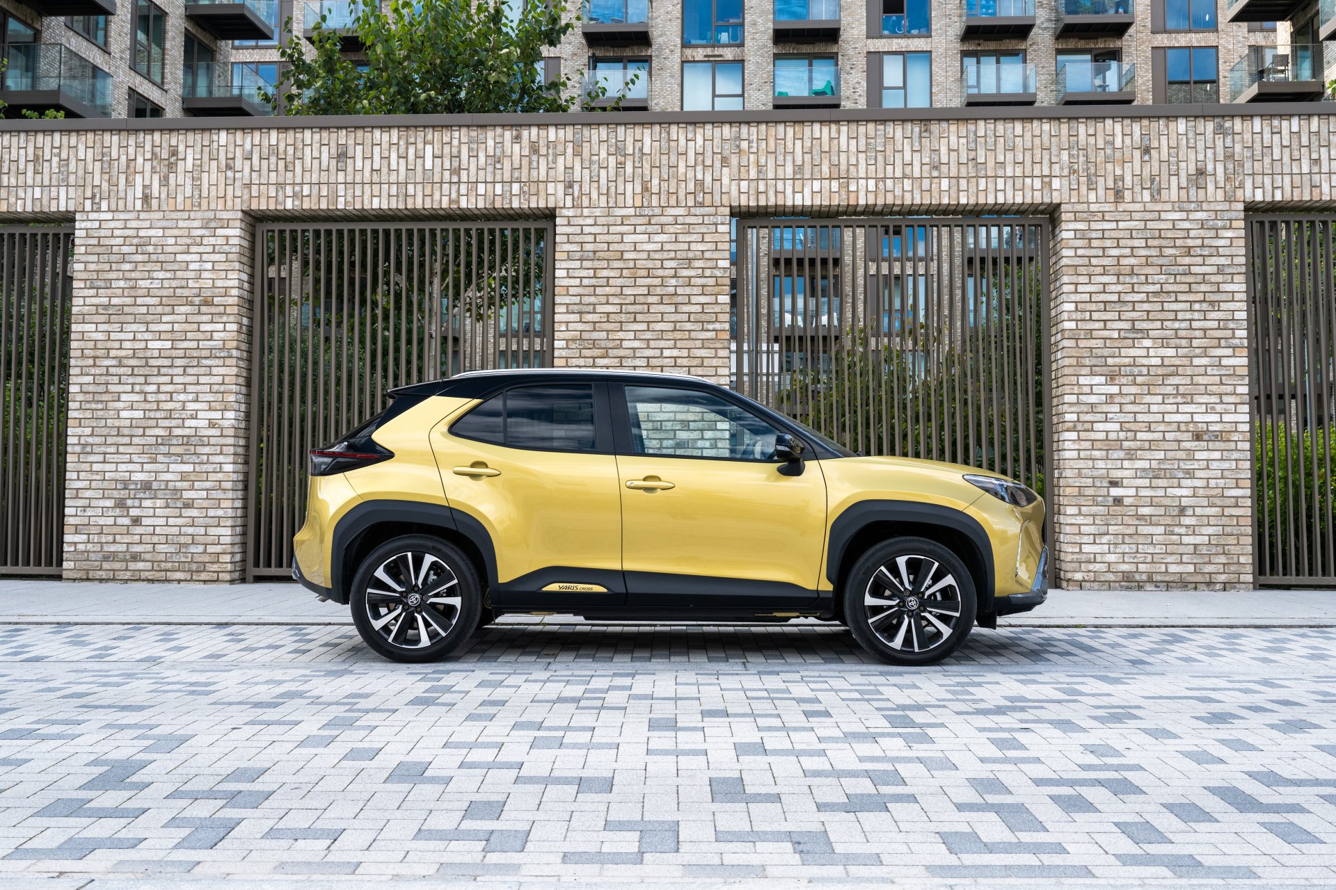 Download SUV Toyota Yaris Cross Hybrid Vehicle Toyota Yaris 4k Ultra HD Wallpaper