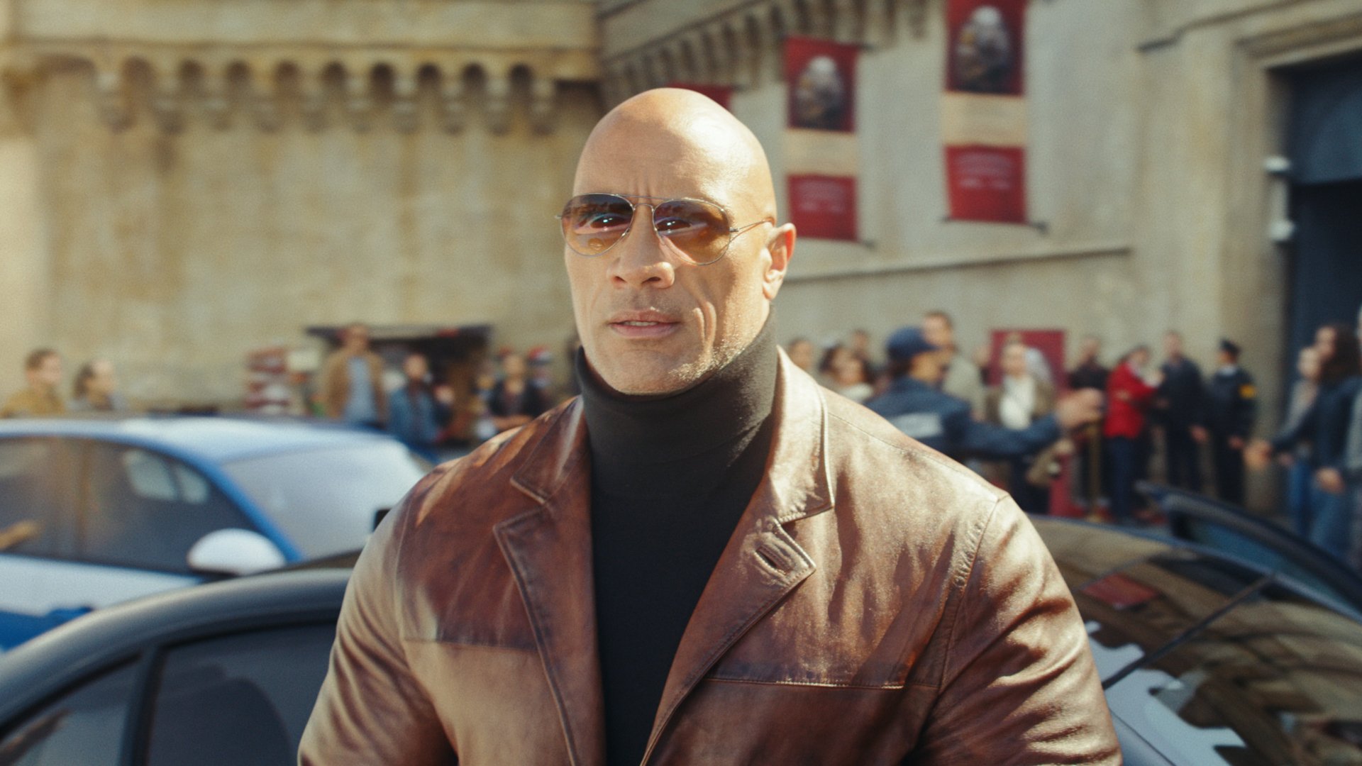Download Dwayne Johnson Movie Red Notice HD Wallpaper