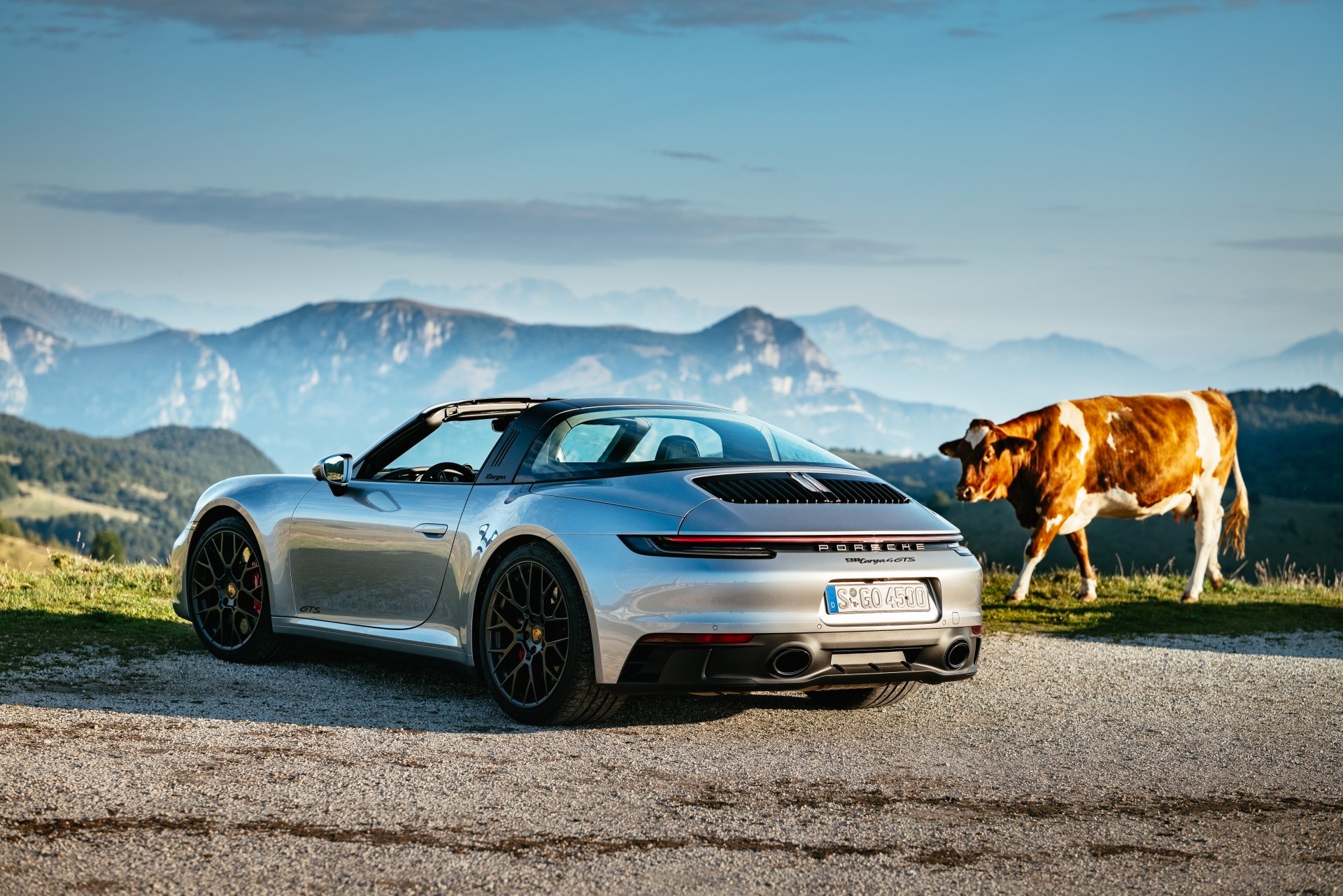 Download Porsche 911 Targa 4 GTS Vehicle Porsche 911 Targa 4k Ultra HD Wallpaper