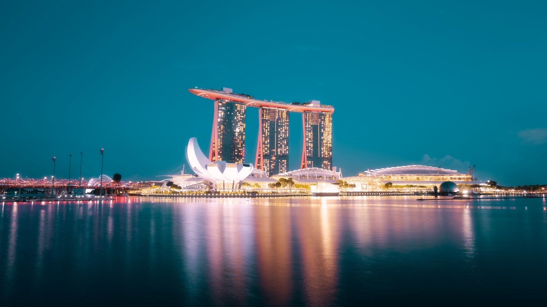 Download Man Made Marina Bay Sands 4k Ultra HD Wallpaper by Pang Yuhao