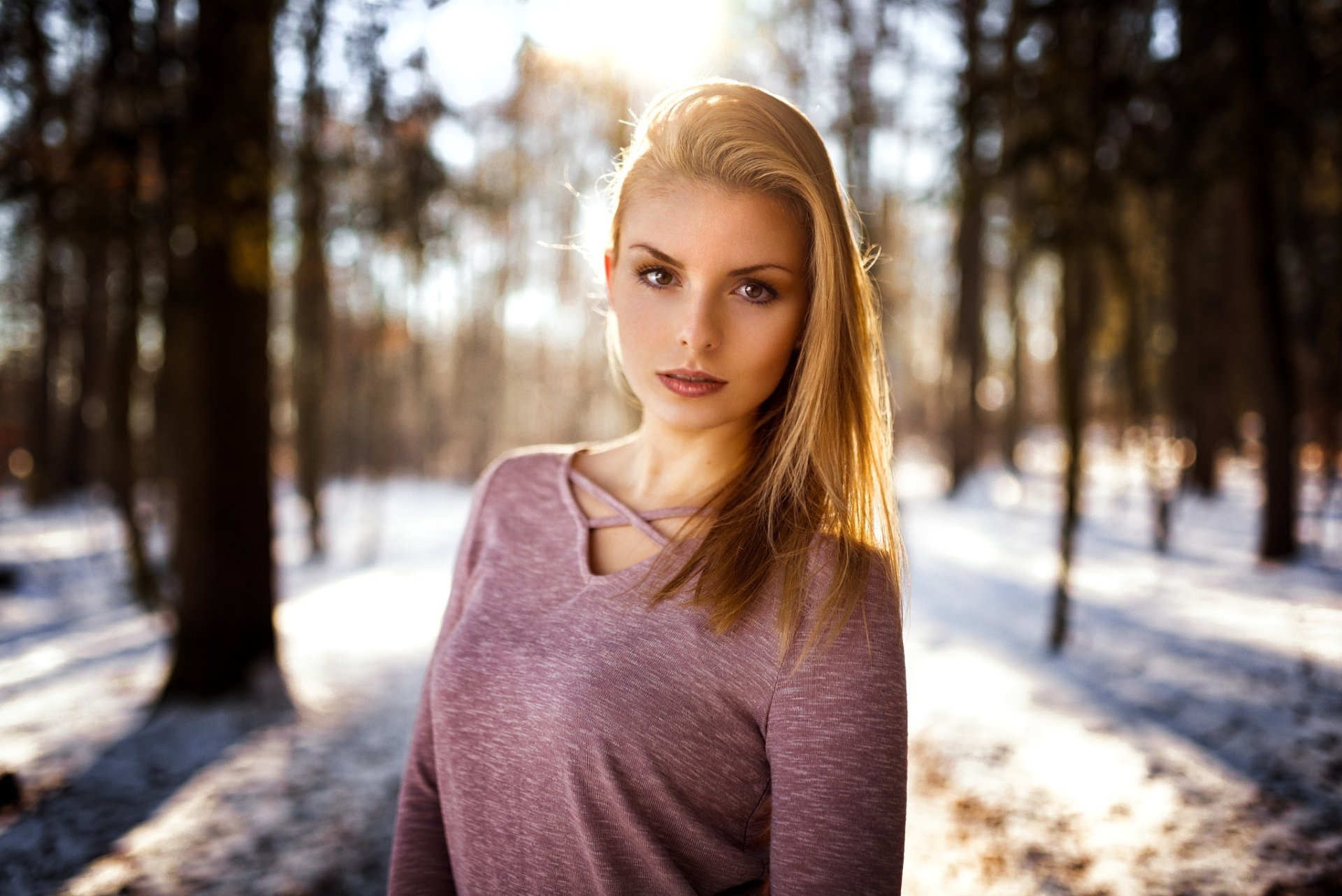 Download Woman Model HD Wallpaper by Miro Hofmann