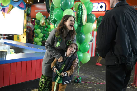 Lyndsy Fonseca TV Show Turner & Hooch HD Desktop Wallpaper | Background Image