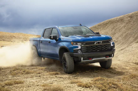 Chevrolet Silverado vehicle Chevrolet Silverado ZR2 HD Desktop Wallpaper | Background Image