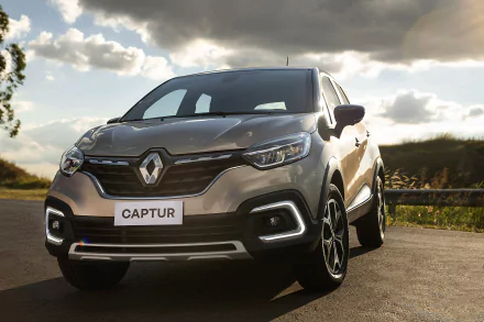 SUV vehicle Renault Captur HD Desktop Wallpaper | Background Image