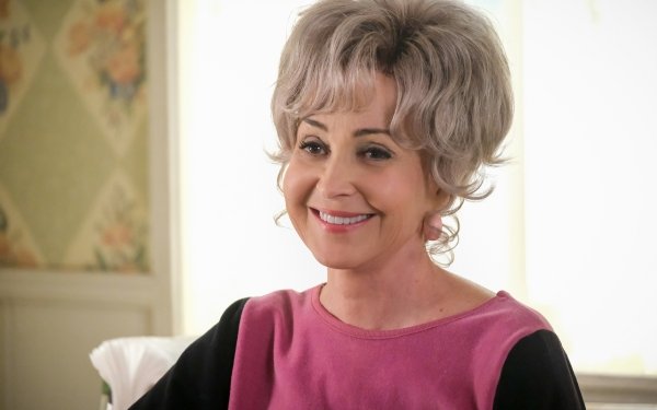 TV Show Young Sheldon Annie Potts Constance Tucker HD Wallpaper | Background Image