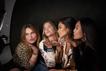 TV Show YOU HD Desktop Wallpaper | Background Image