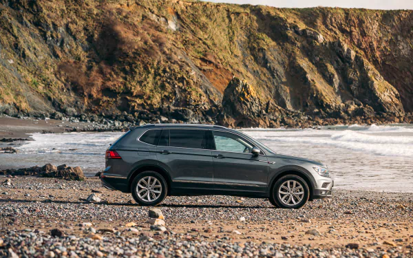 SUV vehicle Volkswagen Tiguan Allspace HD Desktop Wallpaper | Background Image