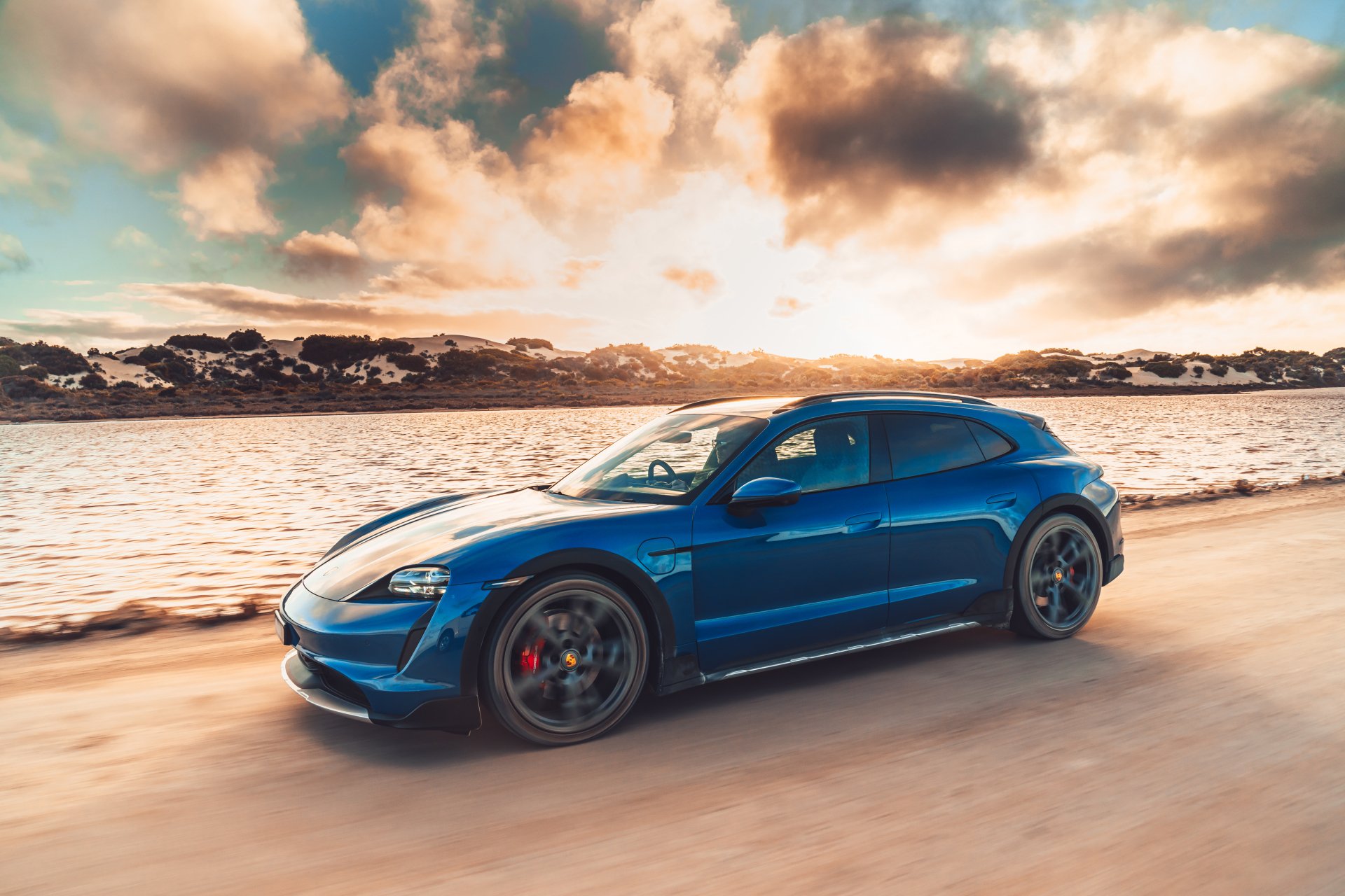 Download Porsche Taycan 4S Cross Turismo Vehicle Porsche Taycan 4S 4k Ultra HD Wallpaper