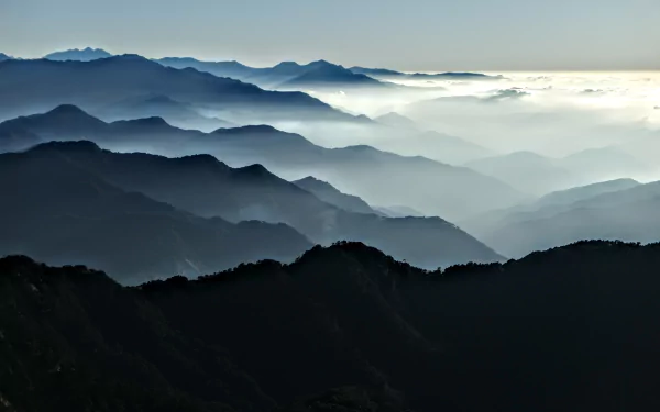  At the trail to the Main Summit of Joy Mountain. 3,416-metre-high (11,207 ft) by Leo Lin