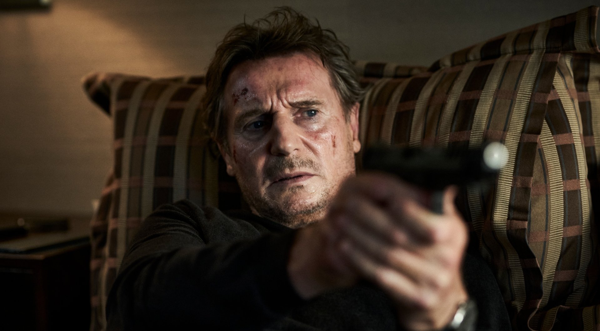 Download Liam Neeson Movie Blacklight 4k Ultra HD Wallpaper