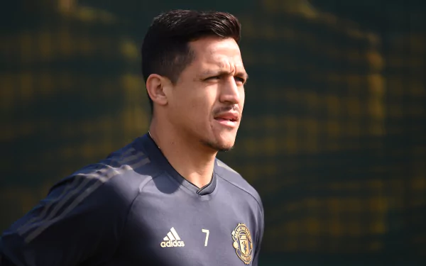 Alexis Sánchez Sports HD Desktop Wallpaper | Background Image