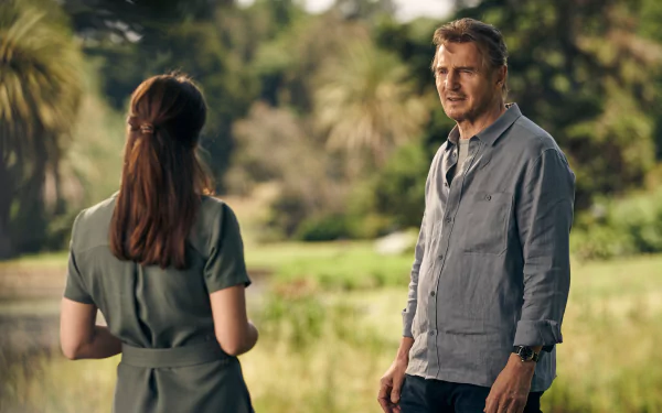 Liam Neeson movie blacklight HD Desktop Wallpaper | Background Image