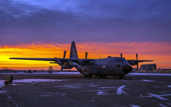 Military Lockheed C-130 Hercules Military Transport Aircraft Transport Aircraft HD Wallpaper | Background Image