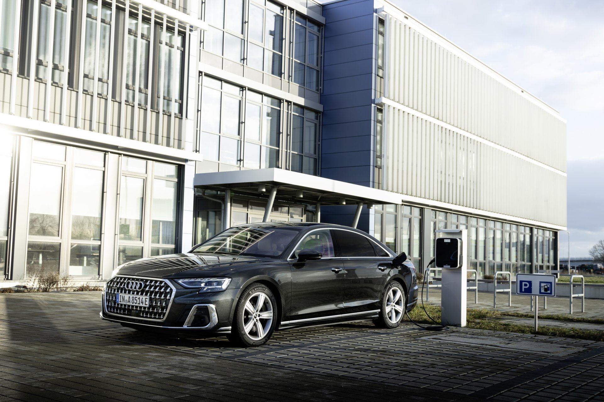 Download Audi A8 L 60 TFSI E Quattro S Line Vehicle Audi A8 8k Ultra HD Wallpaper