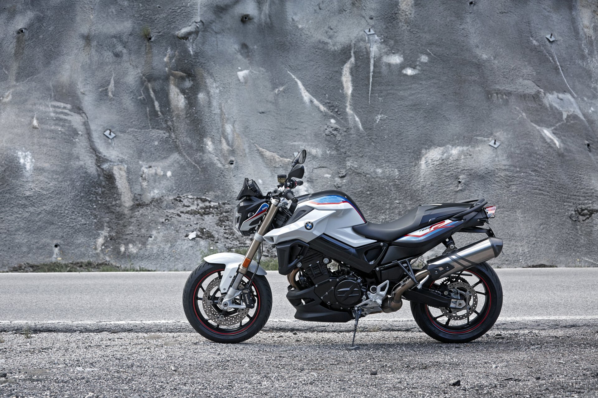 Download Vehicle BMW F800R 4k Ultra HD Wallpaper