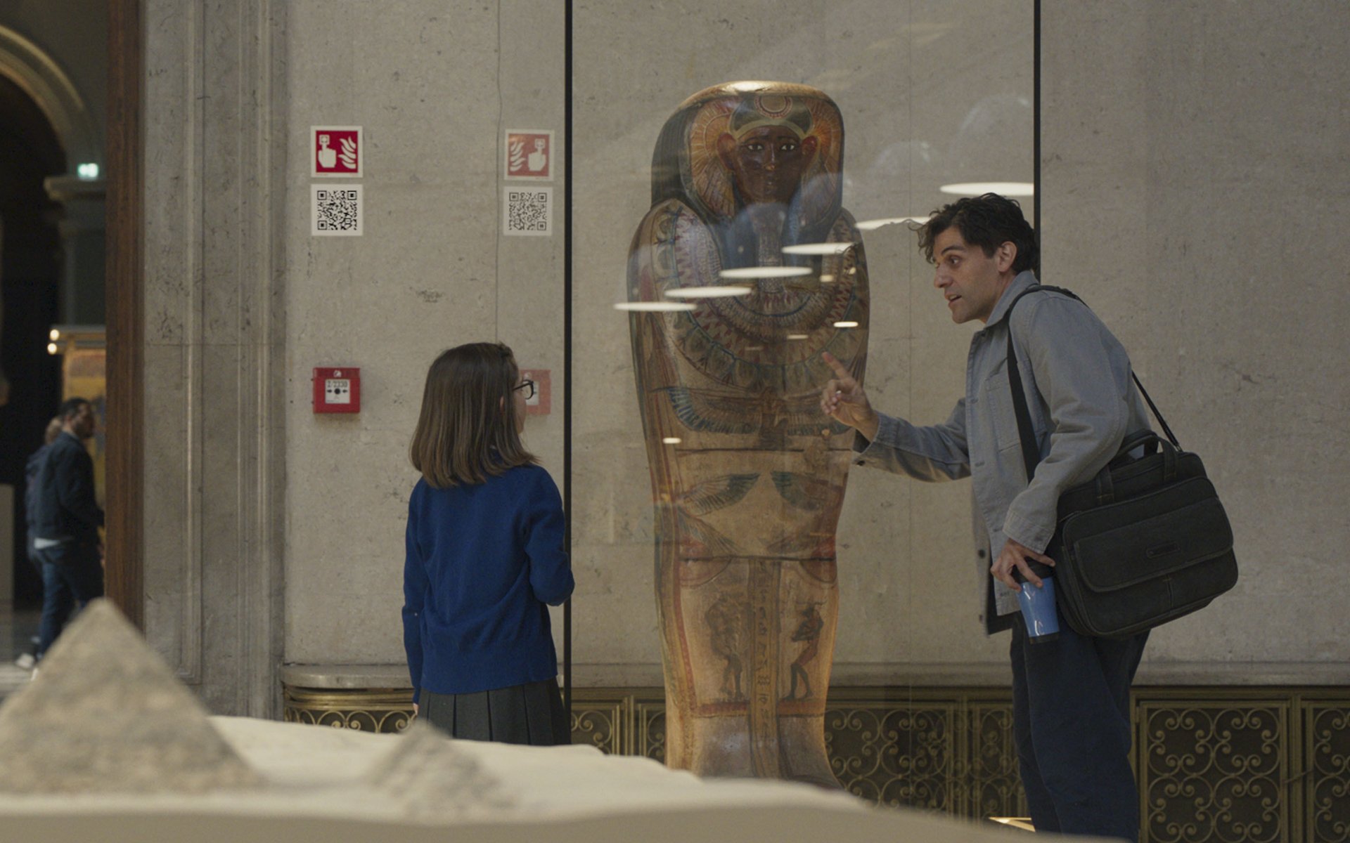 Download Oscar Isaac TV Show Moon Knight HD Wallpaper