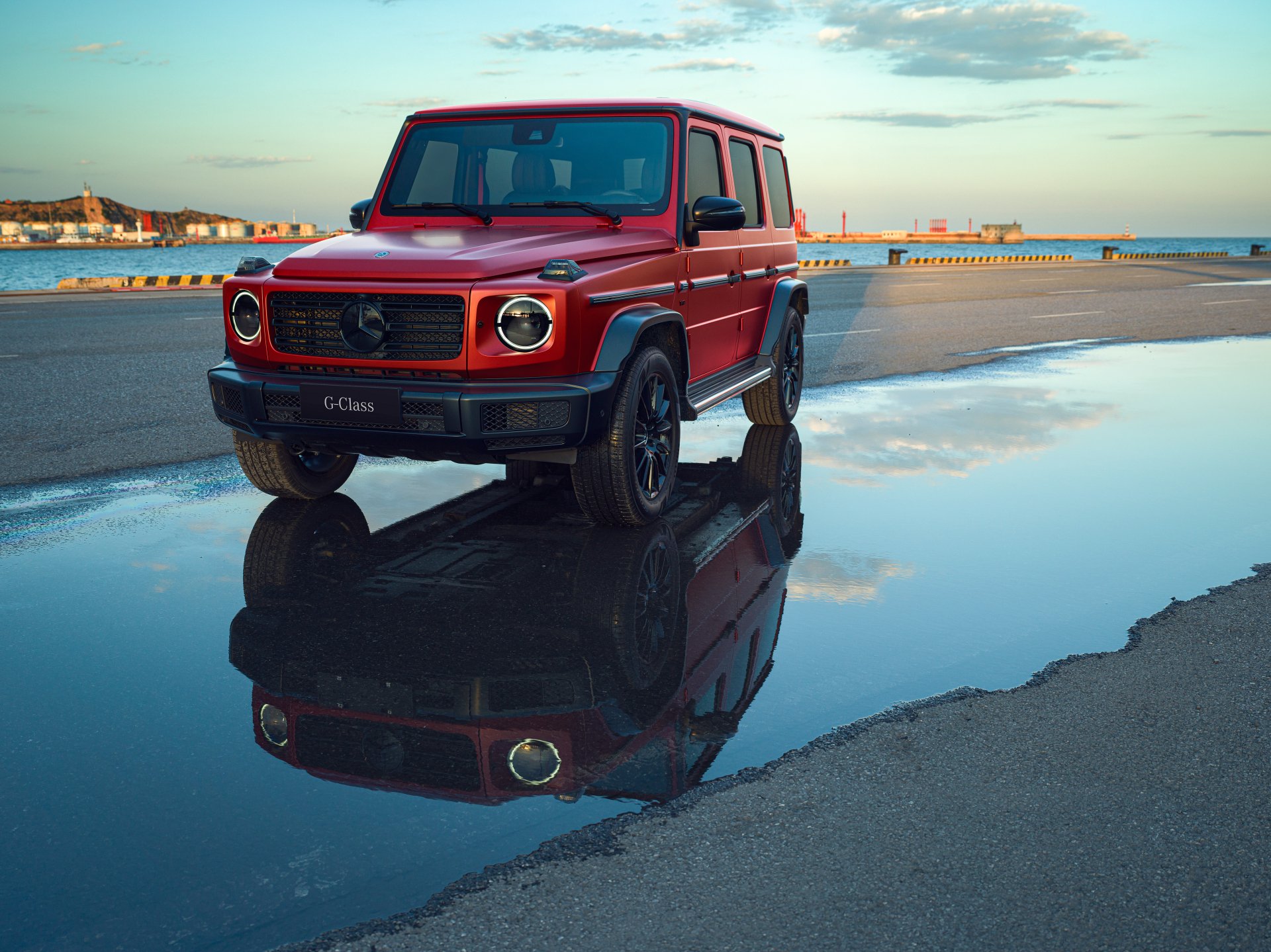 Download Vehicle Mercedes-Benz G-Class 4k Ultra HD Wallpaper
