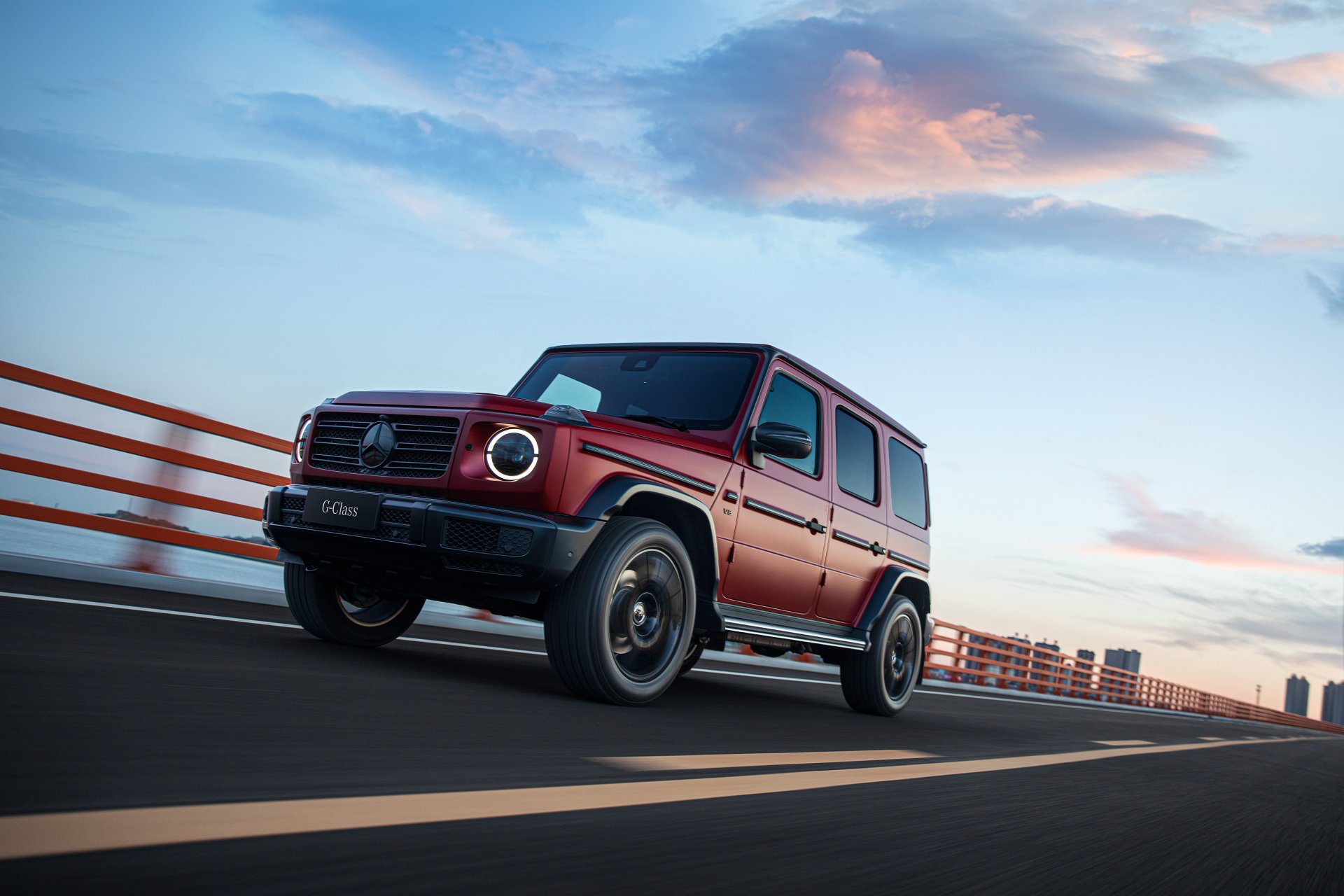 Download Vehicle Mercedes-Benz G-Class 4k Ultra HD Wallpaper