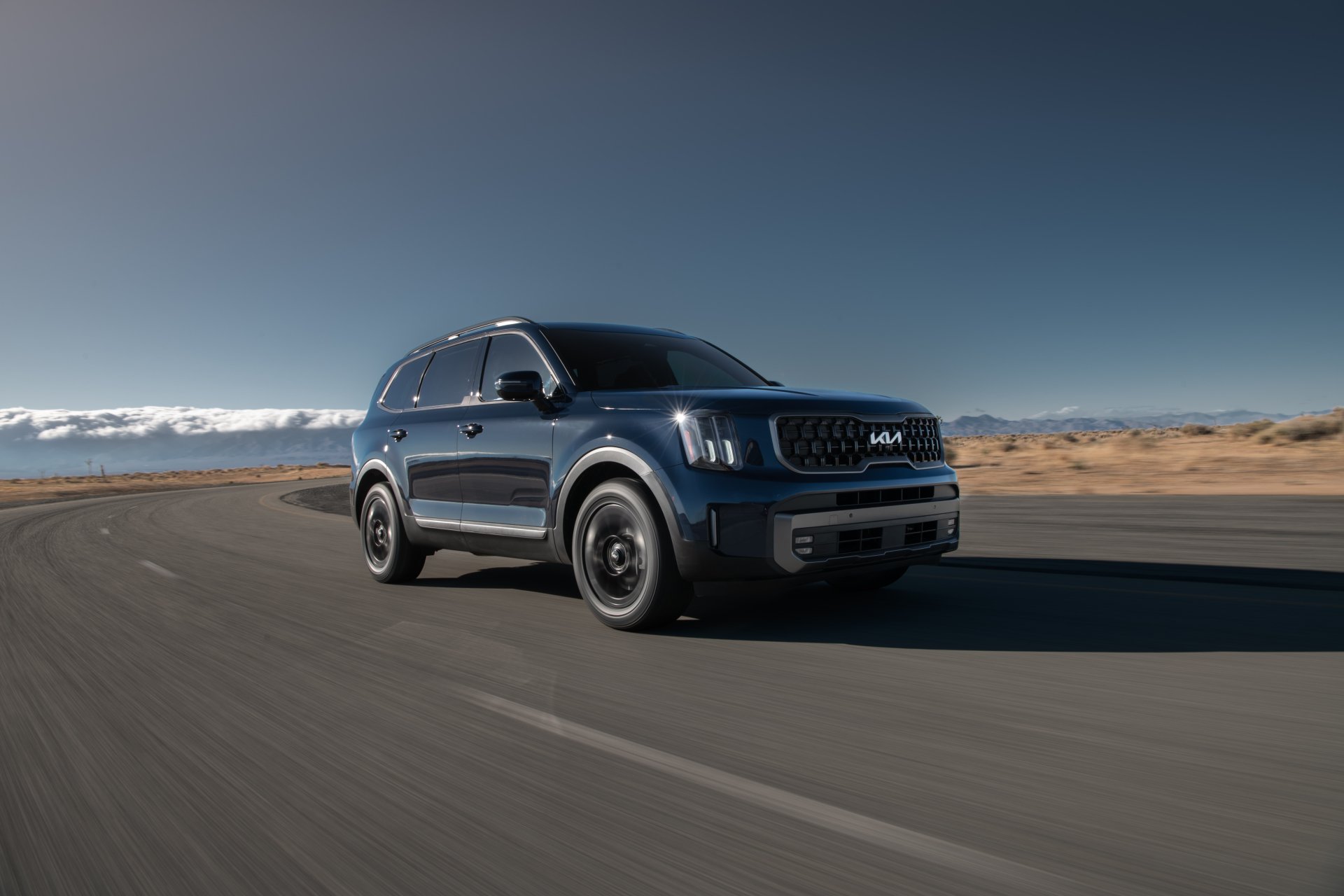Download Vehicle Kia Telluride 4k Ultra HD Wallpaper
