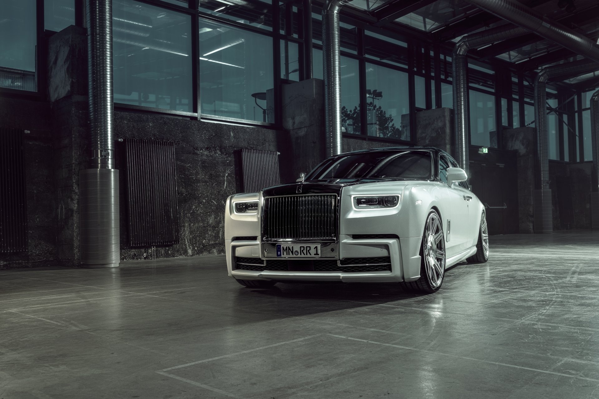 Download Vehicle Rolls-Royce Phantom 8k Ultra HD Wallpaper