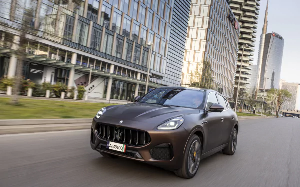 vehicle Maserati Grecale GT HD Desktop Wallpaper | Background Image