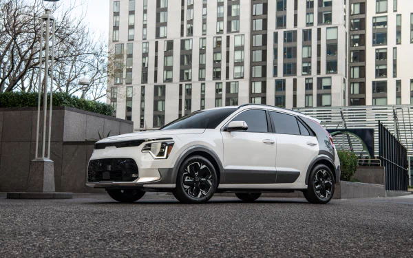 vehicle Kia Niro HD Desktop Wallpaper | Background Image