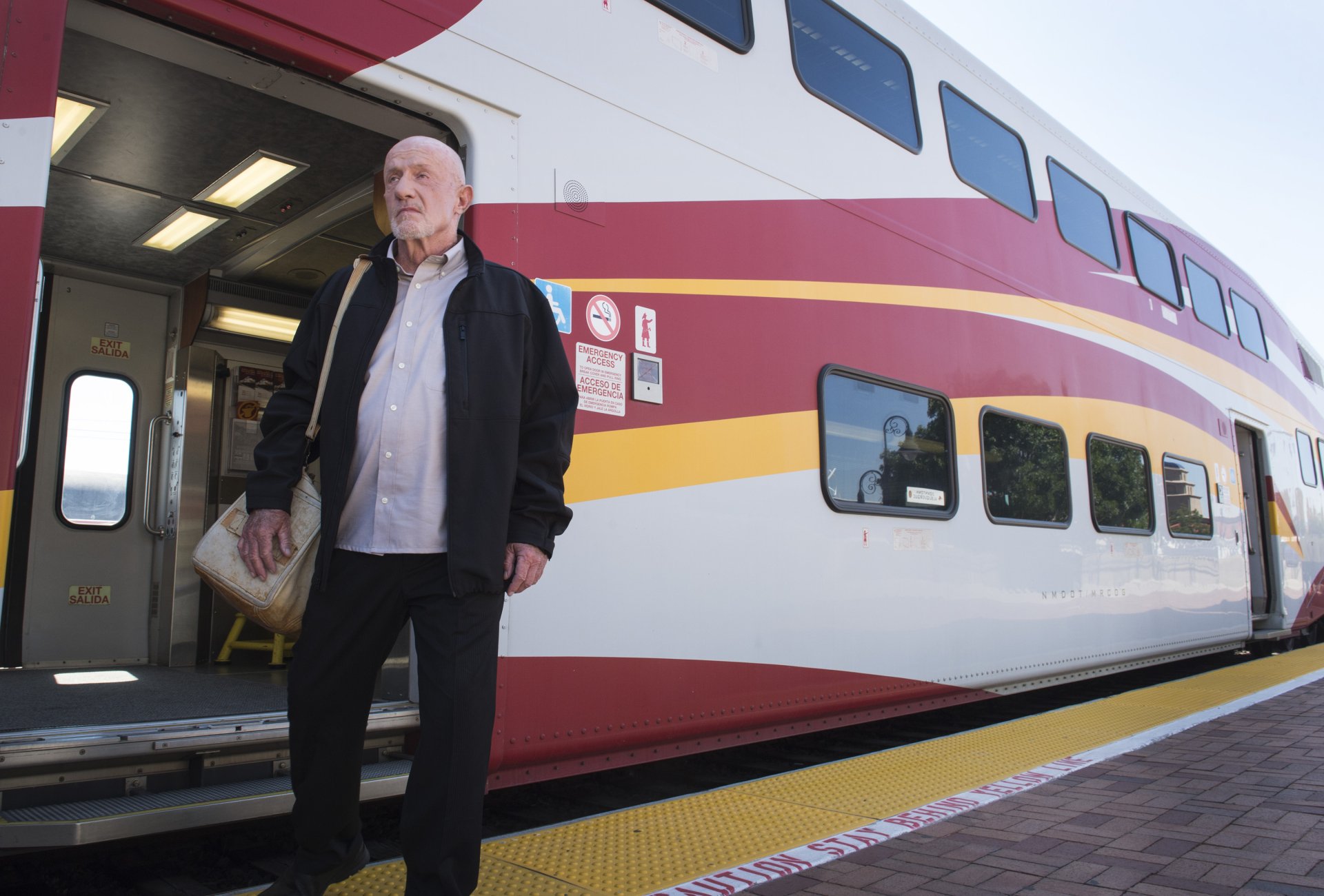 Download Mike Ehrmantraut Jonathan Banks TV Show Better Call Saul HD Wallpaper