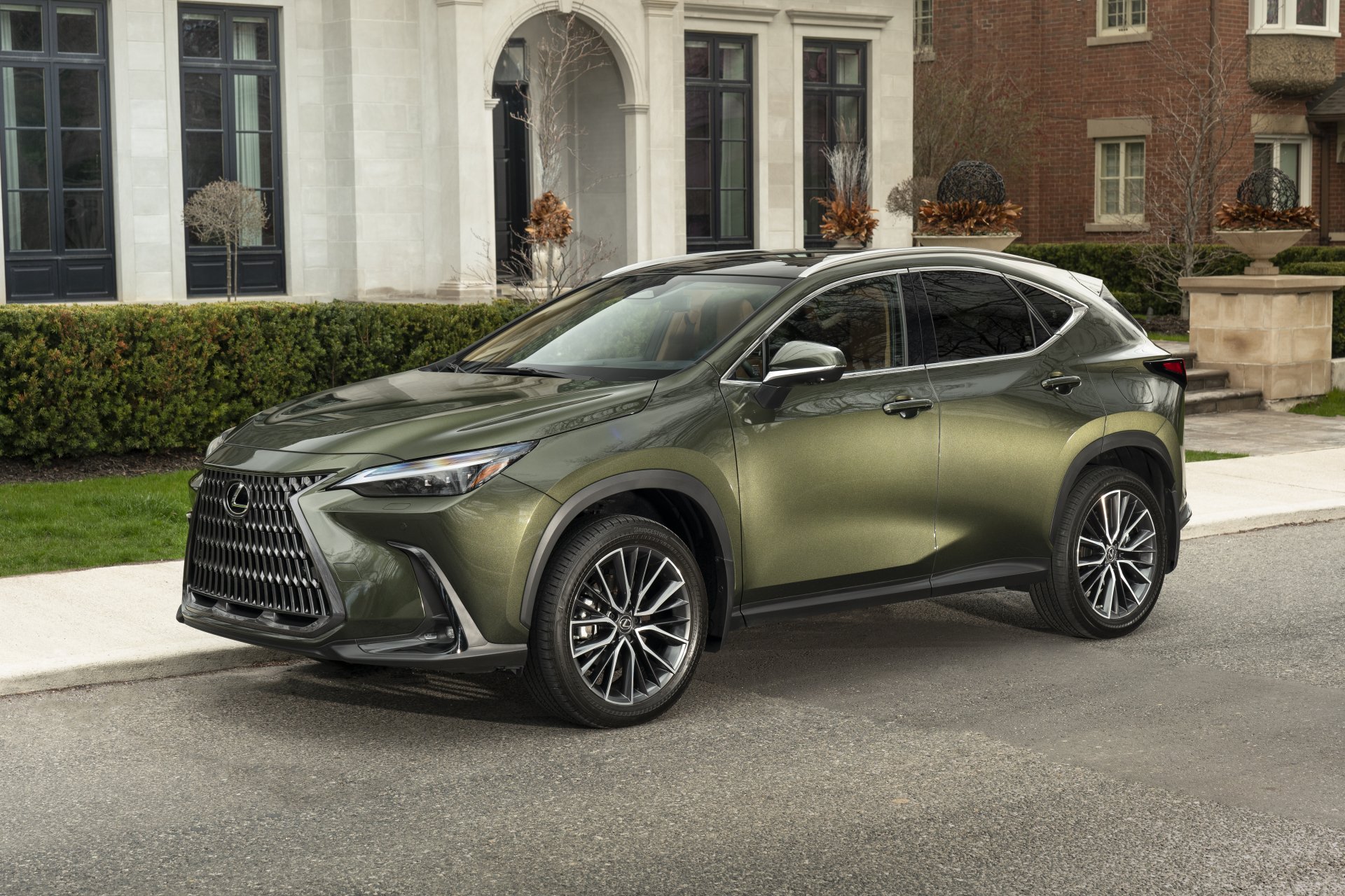 Download Vehicle Lexus NX 350 4k Ultra HD Wallpaper