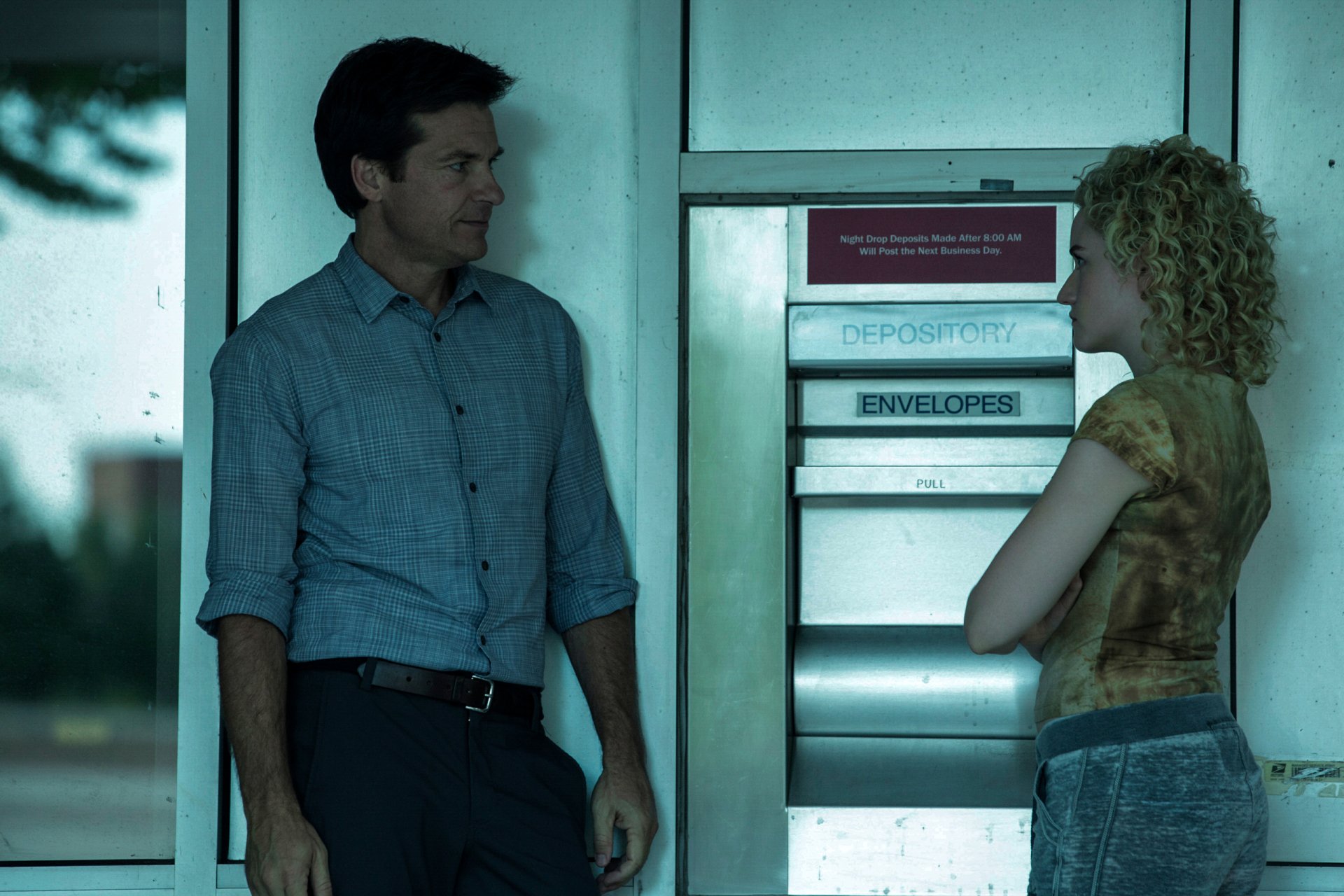 Download Julia Garner Jason Bateman TV Show Ozark HD Wallpaper