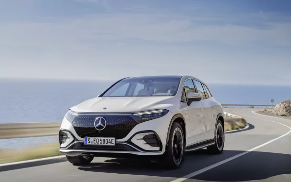 vehicle Mercedes-Benz EQS 450+ HD Desktop Wallpaper | Background Image