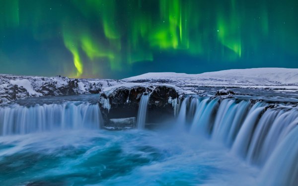 Terra/Natureza Godafoss Cachoeiras Islândia Cachoeira Aurora boreal Papel de Parede HD | Plano de Fundo