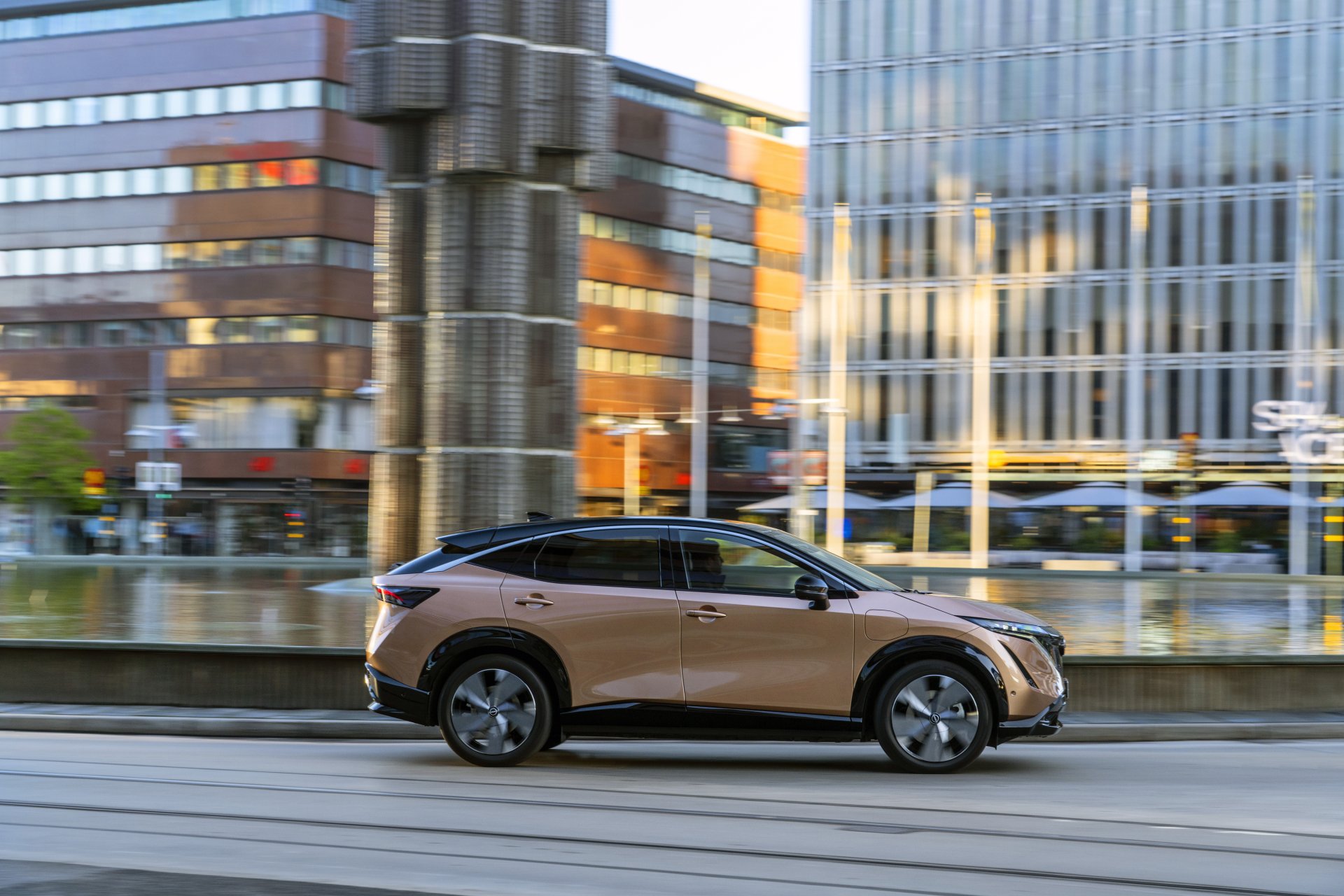 Download Vehicle Nissan Ariya 4k Ultra HD Wallpaper