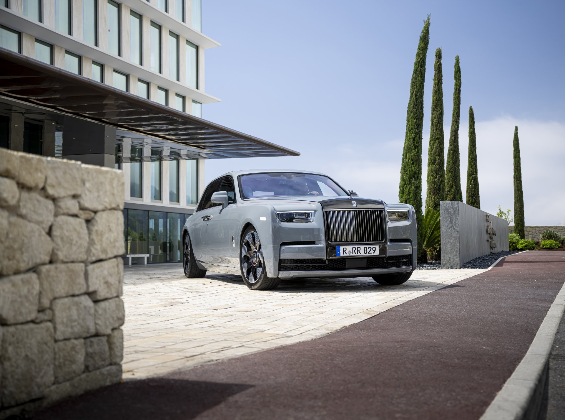 Download Vehicle Rolls-Royce Phantom 4k Ultra HD Wallpaper