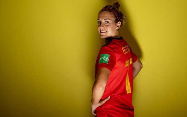 Sports Alexia Putellas Soccer Player Spain Women's National Football Team HD Wallpaper | Background Image