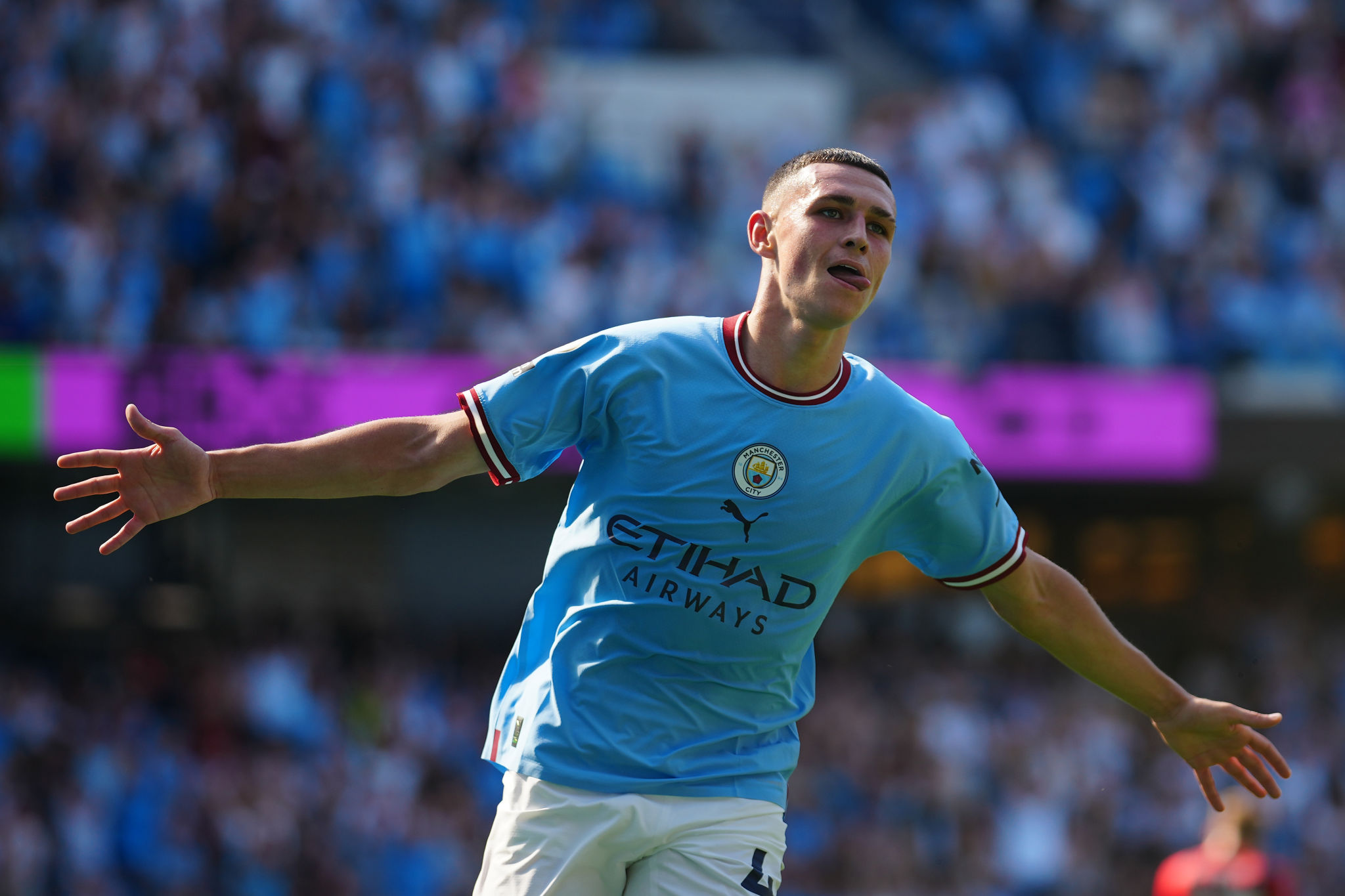 Фил фоден статистика. Фил Фоден футболист. Phil Foden Wallpaper. Phil Foden 2024. Фил Фоден сын.