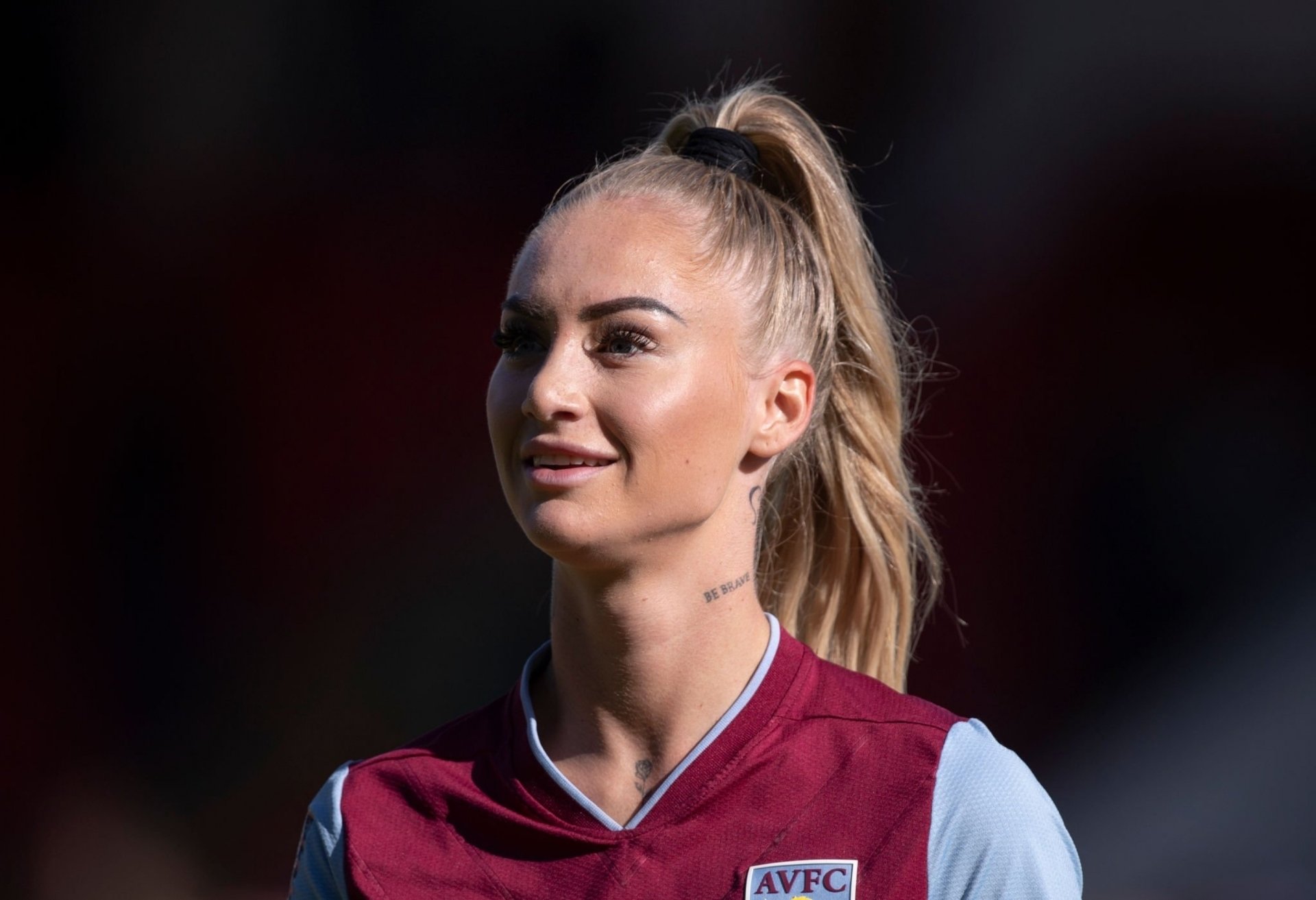 Aston Villa W.F.C. HD Wallpaper: Alisha Lehmann