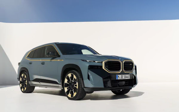 vehicle BMW XM HD Desktop Wallpaper | Background Image