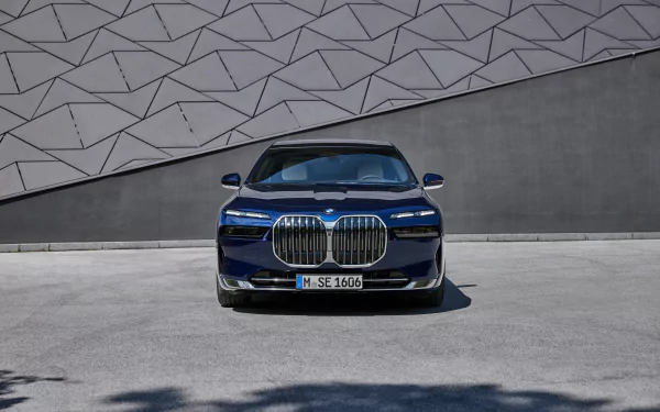 vehicle BMW 7 Series HD Desktop Wallpaper | Background Image
