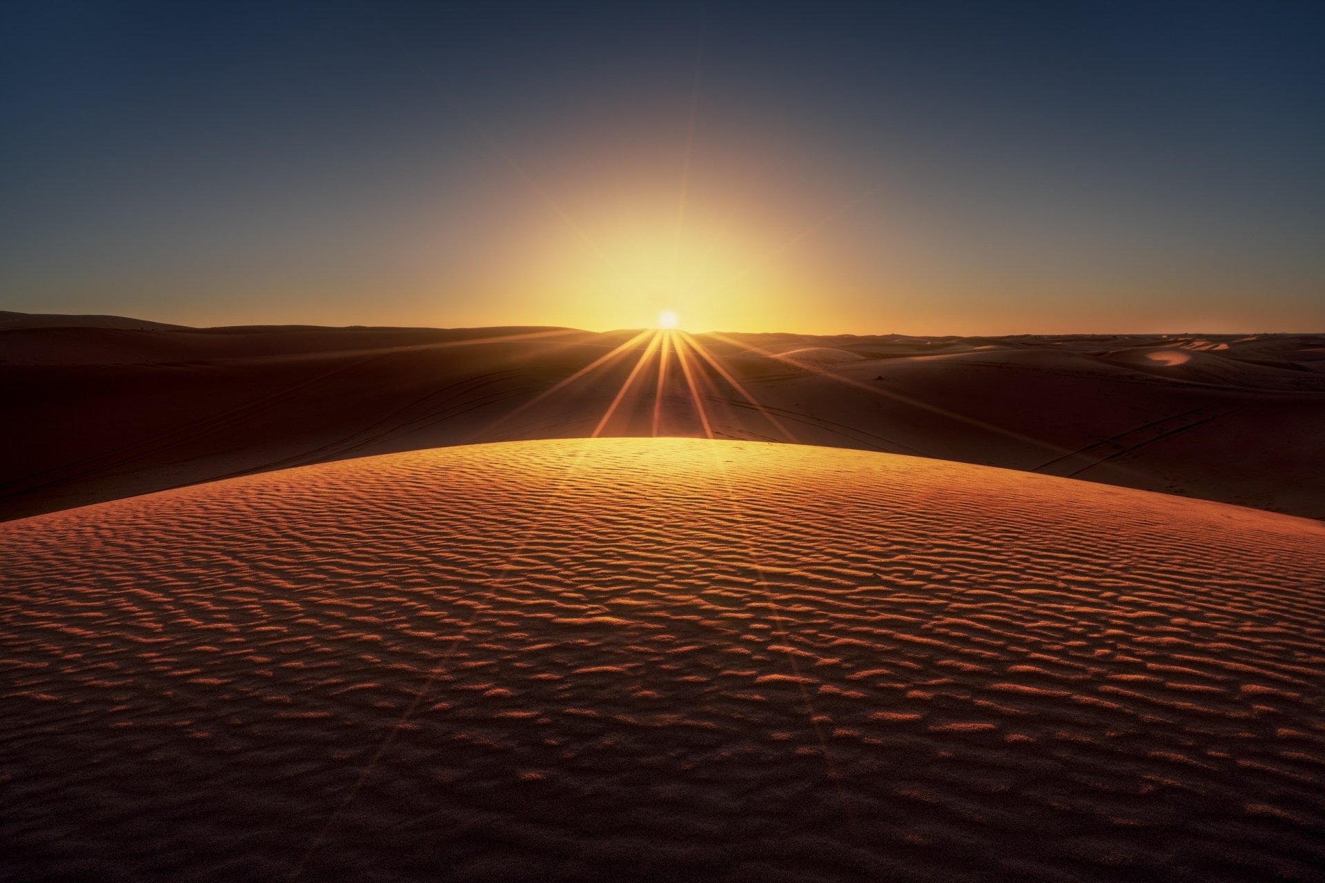 Download Sand Sunset Nature Desert HD Wallpaper | 2500x1667 | Wallpaper ...