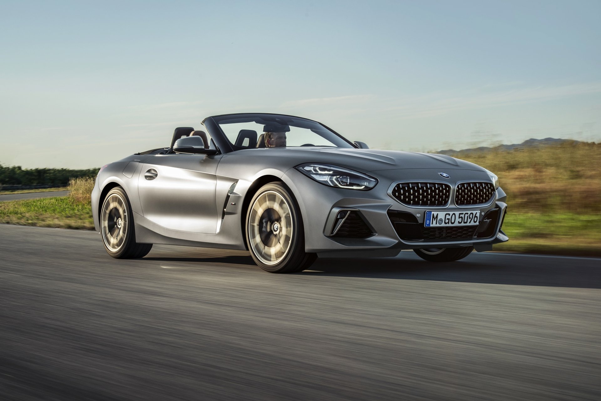 Download Vehicle BMW Z4 4k Ultra HD Wallpaper