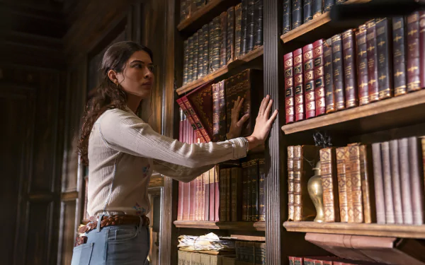 Lisette Olivera TV Show National Treasure: Edge of History HD Desktop Wallpaper | Background Image