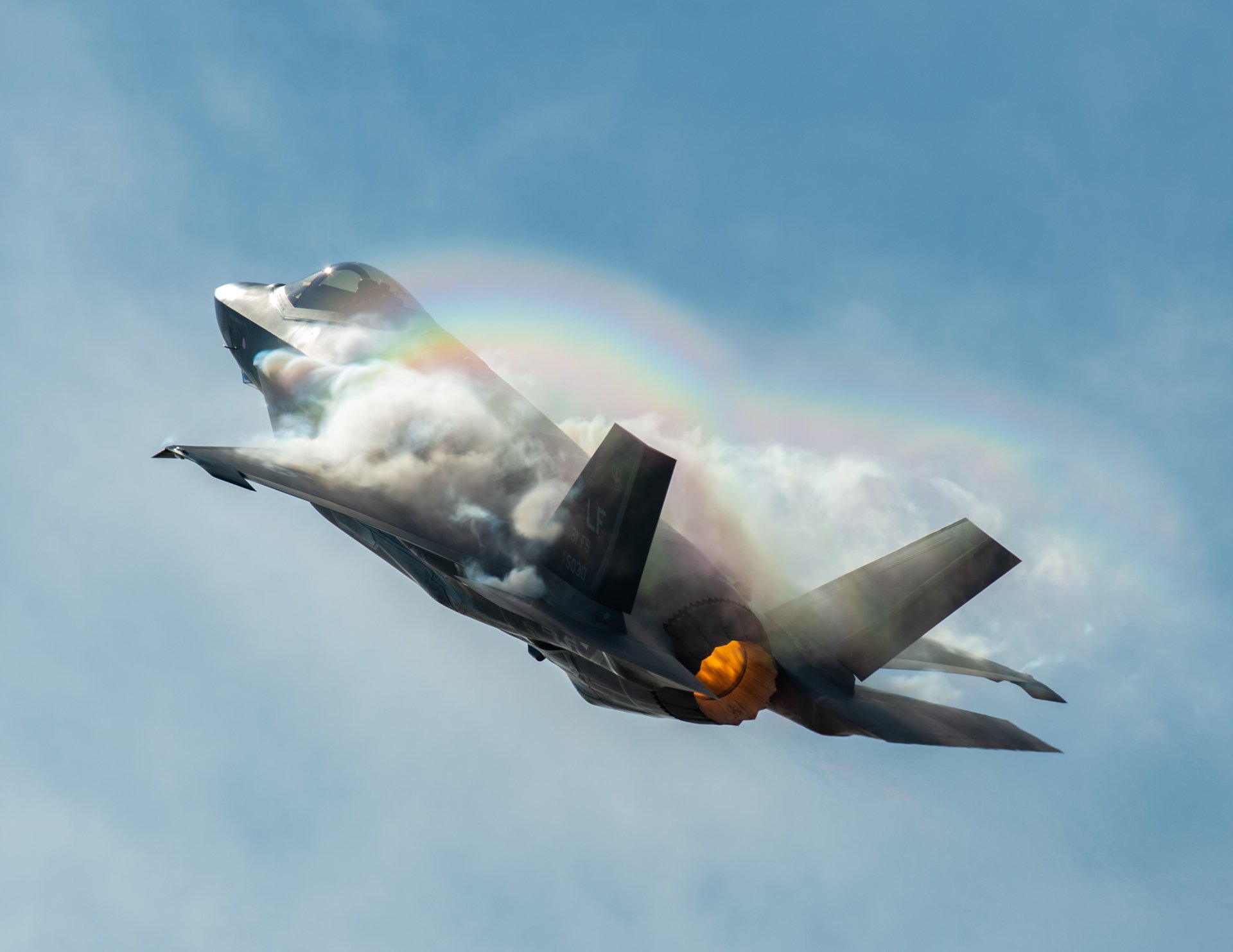 Download Warplane Aircraft Jet Fighter Military Lockheed Martin F-35 Lightning II HD Wallpaper